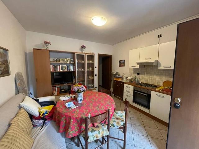 Appartamento in vendita a Galbiate, Lombardia