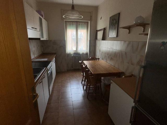 Appartamento in vendita a Galbiate, Lombardia