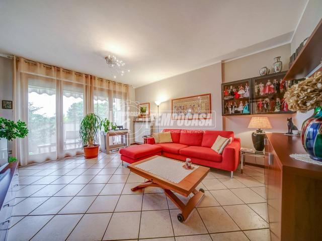 Appartamento in vendita a Azalee, Gallarate