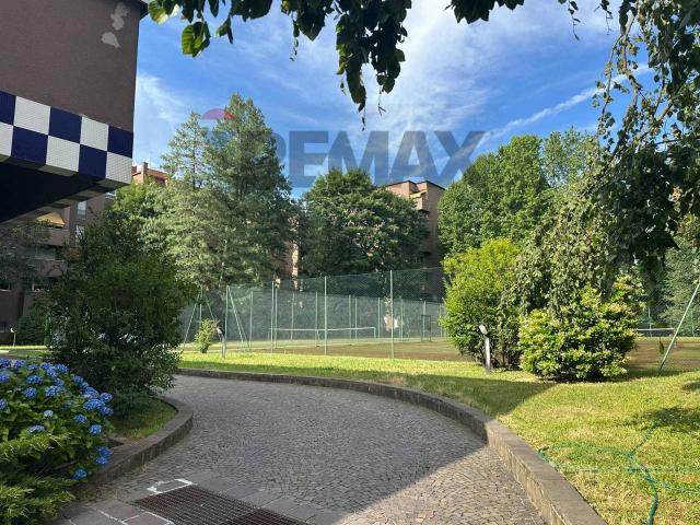 Appartamento in vendita a Gallarate, Lombardia