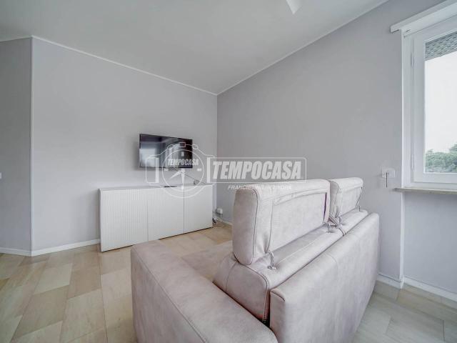 Appartamento in vendita a Gallarate, Lombardia