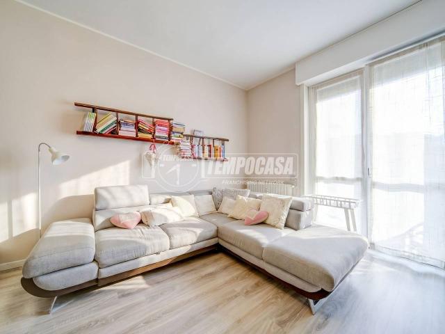 Appartamento in vendita a Ronchi, Gallarate
