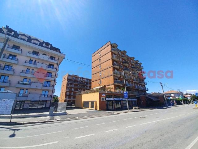 Appartamento in vendita a Centro, Gallarate