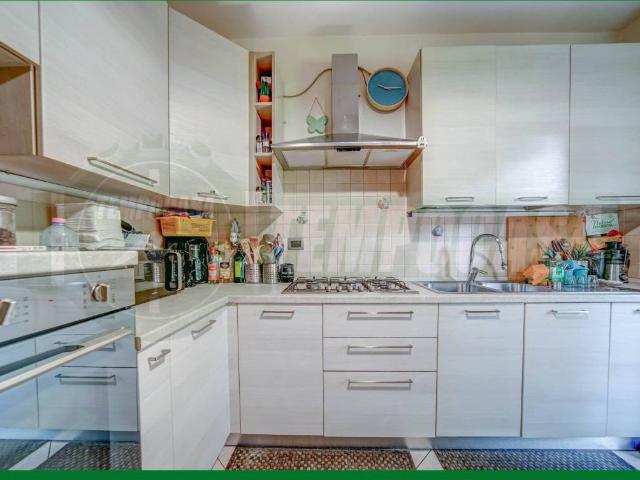 Appartamento in vendita a Villaggio Sant'Andrea, Gallarate
