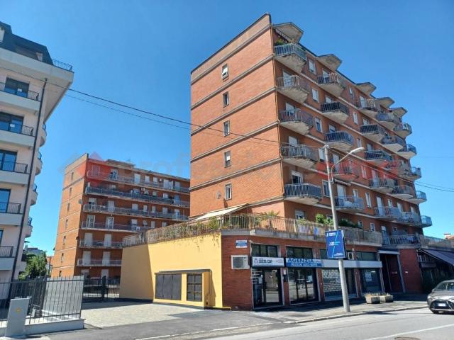 Appartamento in vendita a Centro, Gallarate