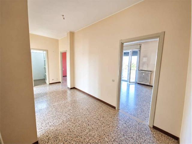Appartamento in vendita a Gallarate, Lombardia