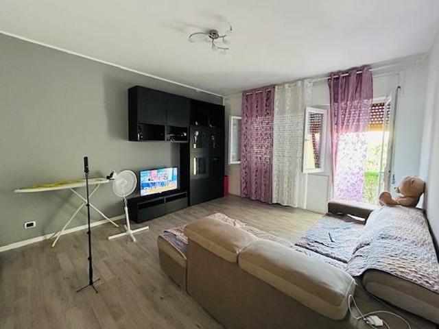 Appartamento in vendita a Azalee, Gallarate