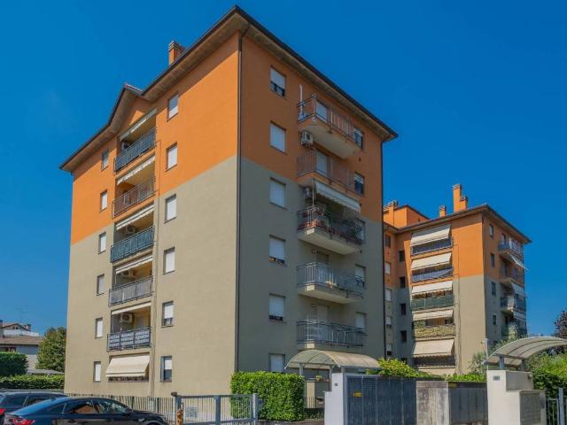 Appartamento in vendita a Madonna in Campagna, Gallarate