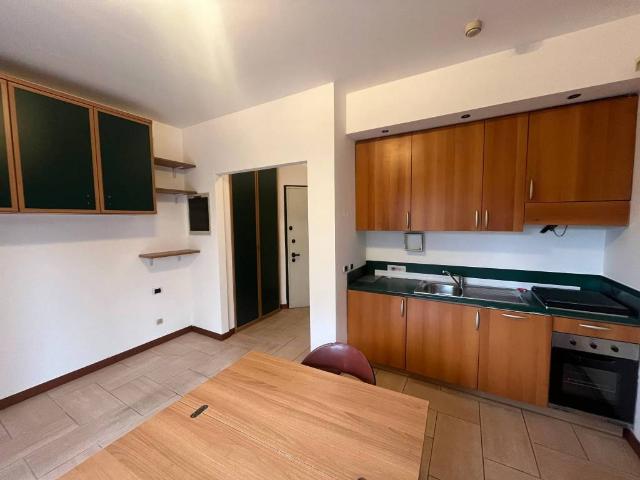 Appartamento in vendita a Gallarate, Lombardia