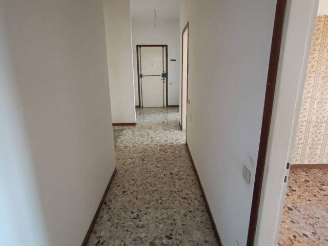 Appartamento in vendita a Centro, Gallarate