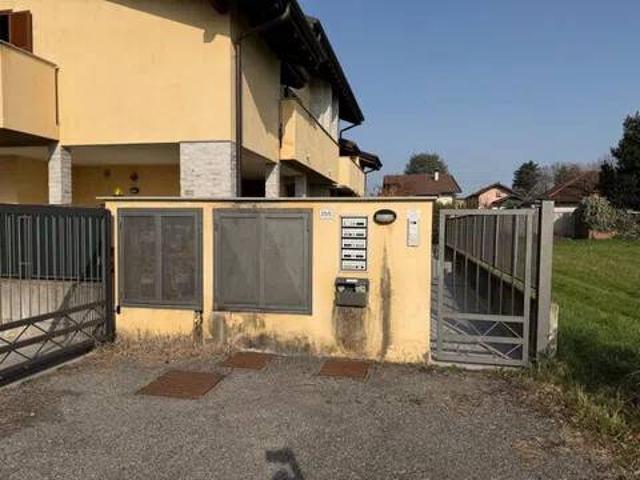 Appartamento in vendita a Cedrate, Gallarate