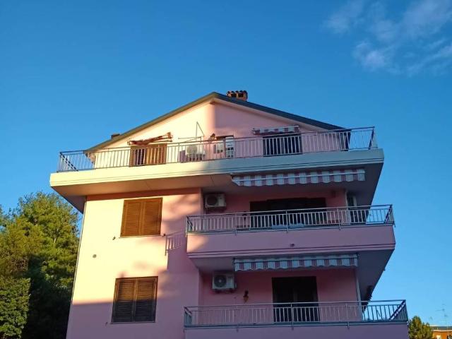 Appartamento in vendita a Centro, Gallarate