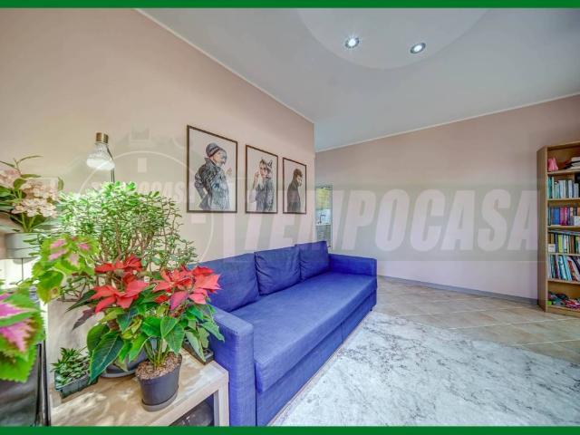 Appartamento in vendita a Azalee, Gallarate