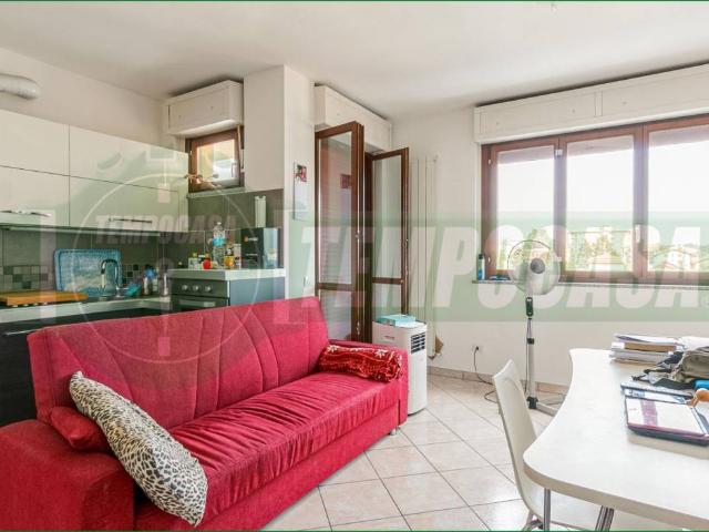 Appartamento in vendita a Azalee, Gallarate