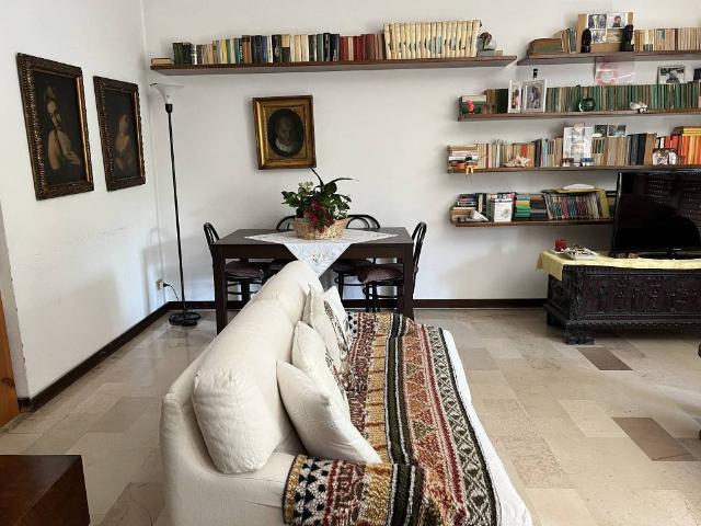 Appartamento in vendita a Centro, Gallarate