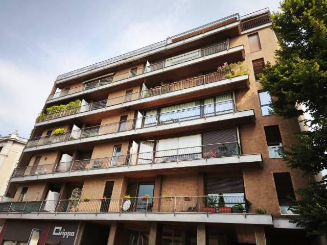 Appartamento in vendita a Centro, Gallarate
