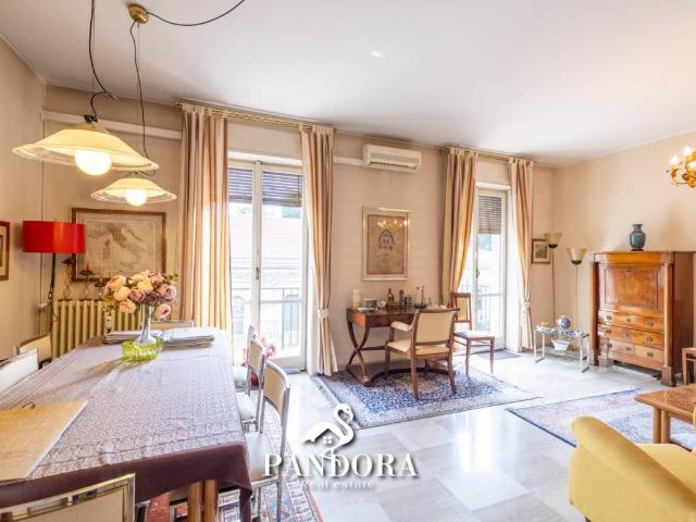 Appartamento in vendita a Centro, Gallarate