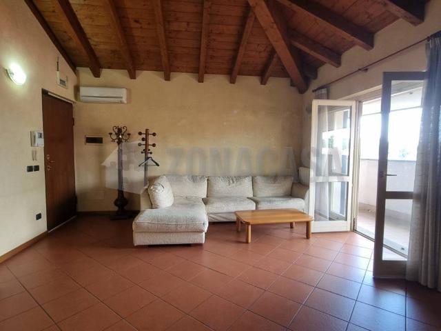 Appartamento in vendita a Gallarate, Lombardia