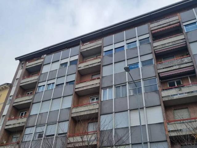 Appartamento in vendita a Centro, Gallarate