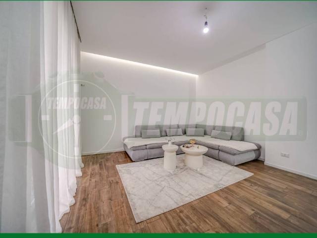 Appartamento in vendita a Gallarate, Lombardia