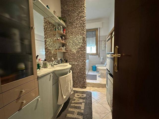 Appartamento in vendita a Arnate, Gallarate