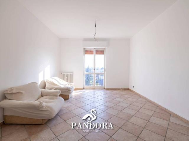 Appartamento in vendita a Gallarate, Lombardia