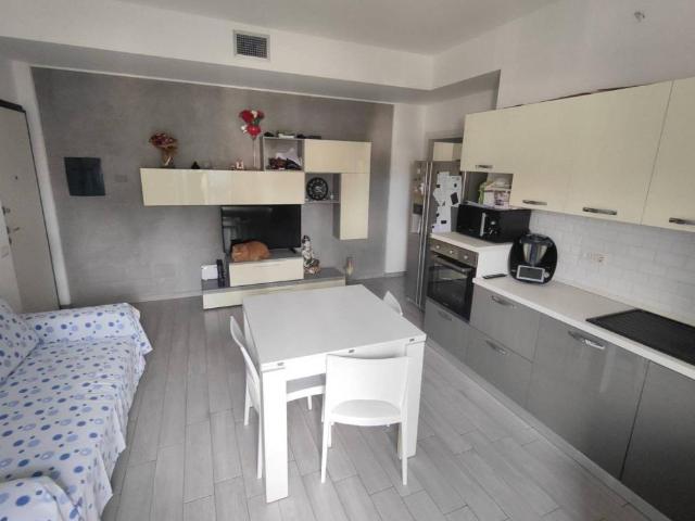 Appartamento in vendita a Gallarate, Lombardia