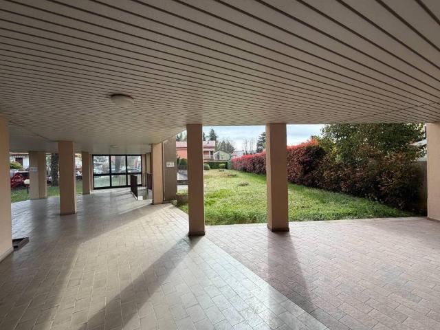Appartamento in vendita a Gallarate, Lombardia
