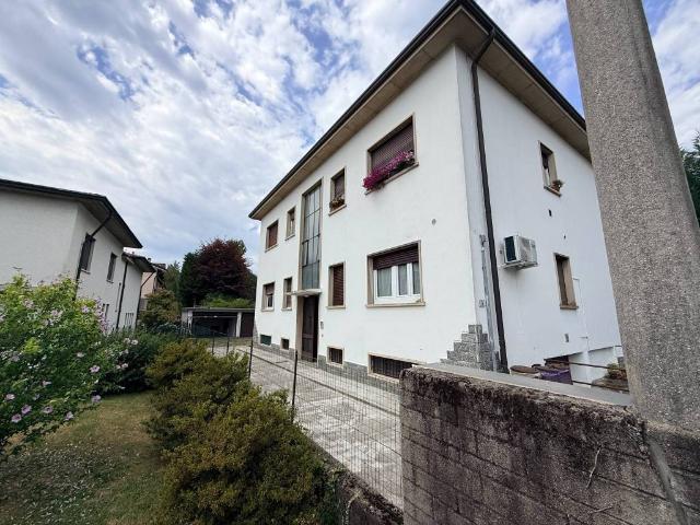 Appartamento in vendita a Caiello, Gallarate