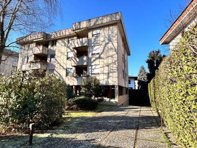 Appartamento in vendita a Ronchi, Gallarate
