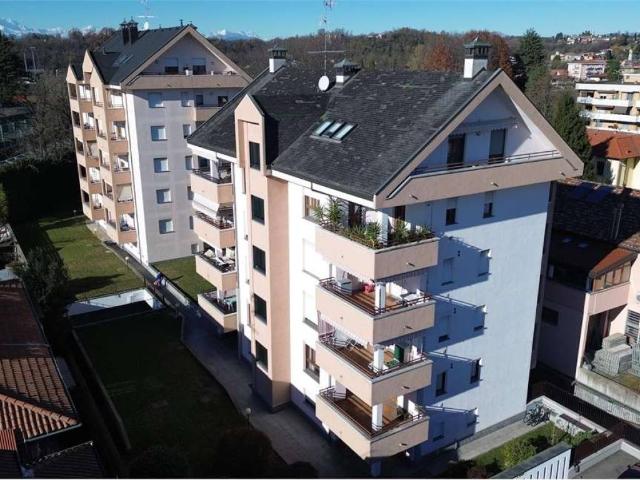 Appartamento in vendita a Gallarate, Lombardia