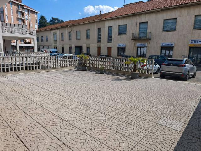 Appartamento in vendita a Gallarate, Lombardia