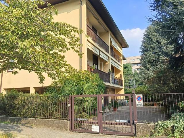 Appartamento in vendita a Azalee, Gallarate