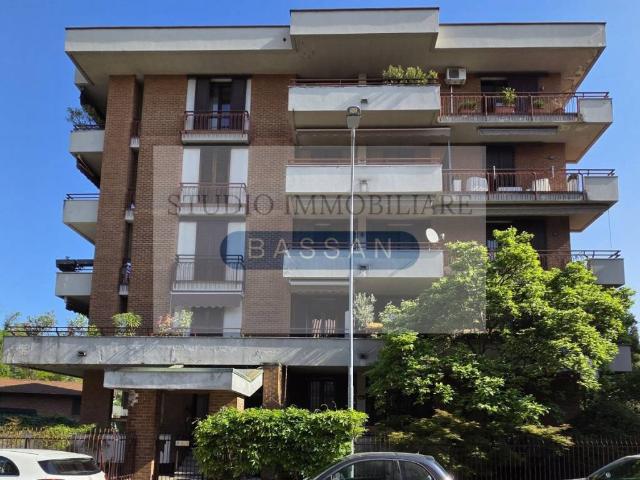 Appartamento in vendita a Centro, Gallarate