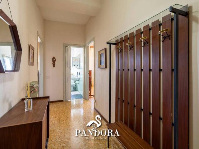 Appartamento in vendita a Gallarate, Lombardia