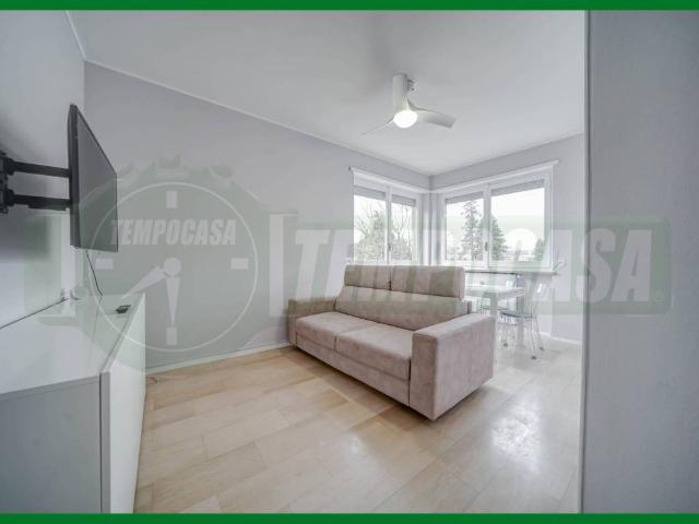 Appartamento in vendita a Gallarate, Lombardia