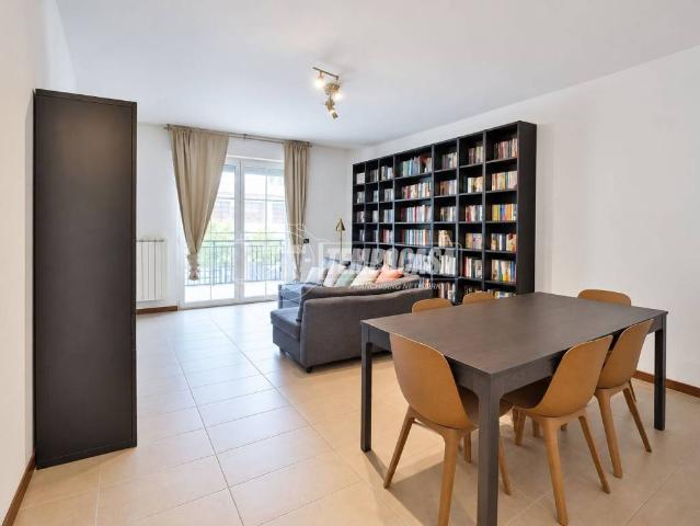 Appartamento in vendita a Borgo, Galliate