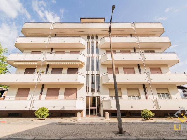 Appartamento in vendita a Bornate, Piemonte