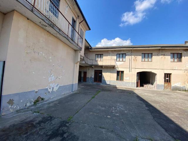 Appartamento in vendita a Piemonte, Novara