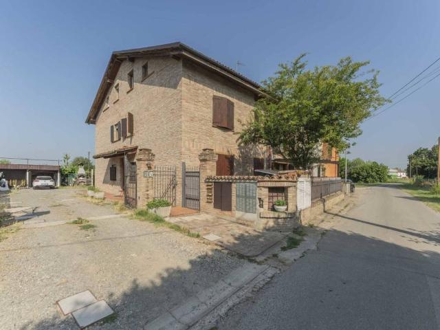 Appartamento in vendita a Unione Reno Galliera, Galliera