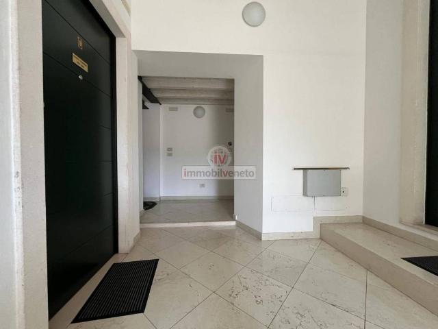 Appartamento in vendita a Gambellara, Veneto