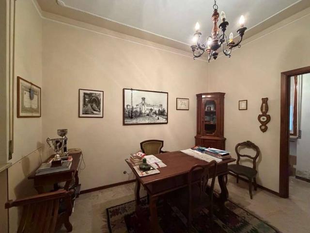 Appartamento in vendita a Gambolò, Lombardia