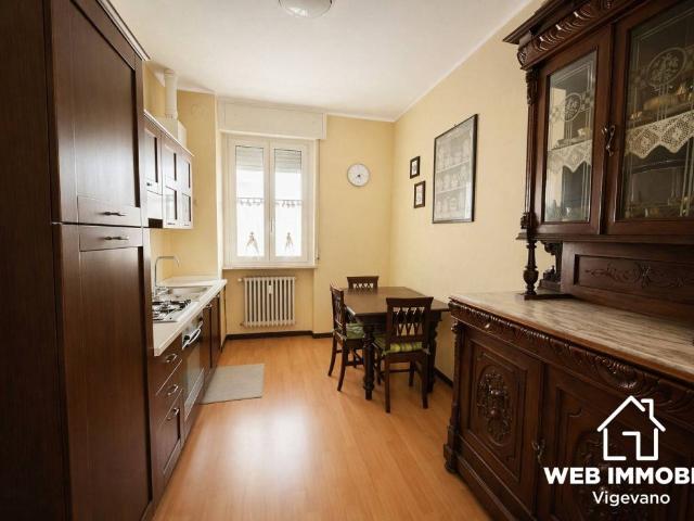 Appartamento in vendita a Gambolò, Lombardia