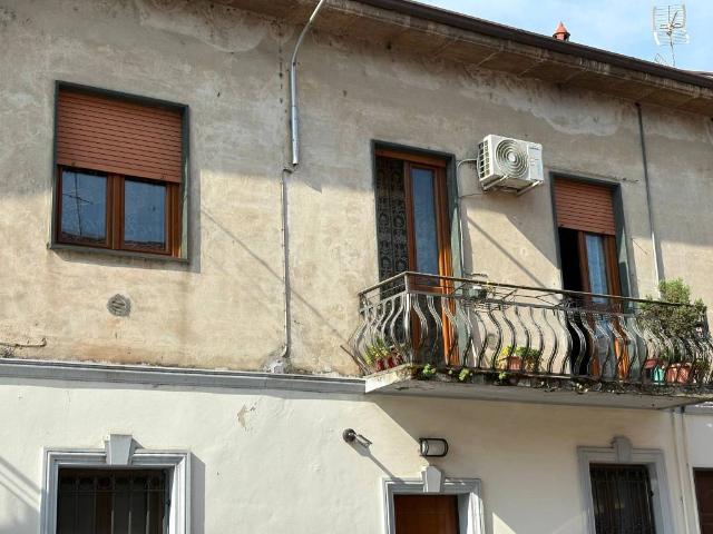 Appartamento in vendita a Gambolò, Pavia
