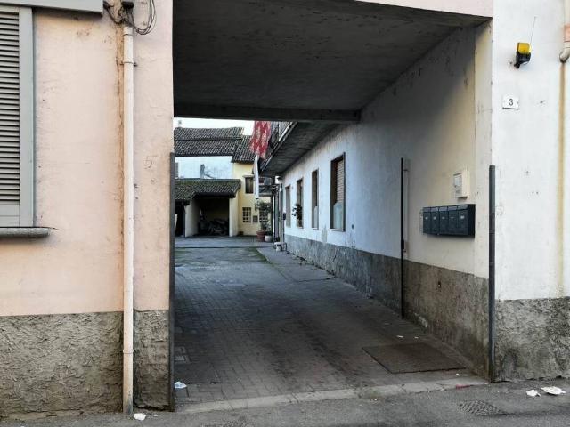 Appartamento in vendita a Gambolò, Lombardia