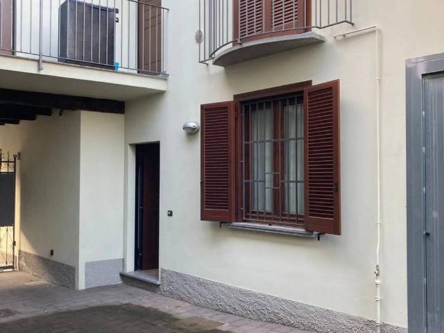 Appartamento in vendita a Gambolò, Lombardia