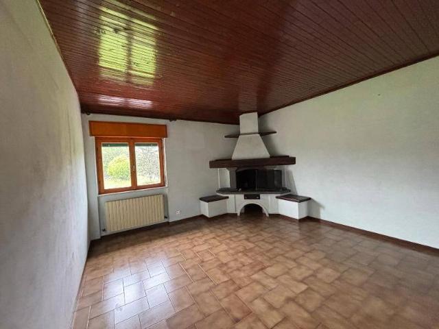Appartamento in vendita a Gandino, Lombardia