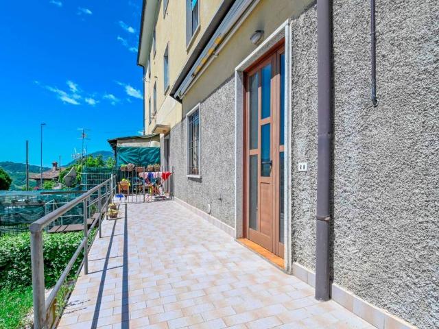 Appartamento in vendita a Gandino, Lombardia