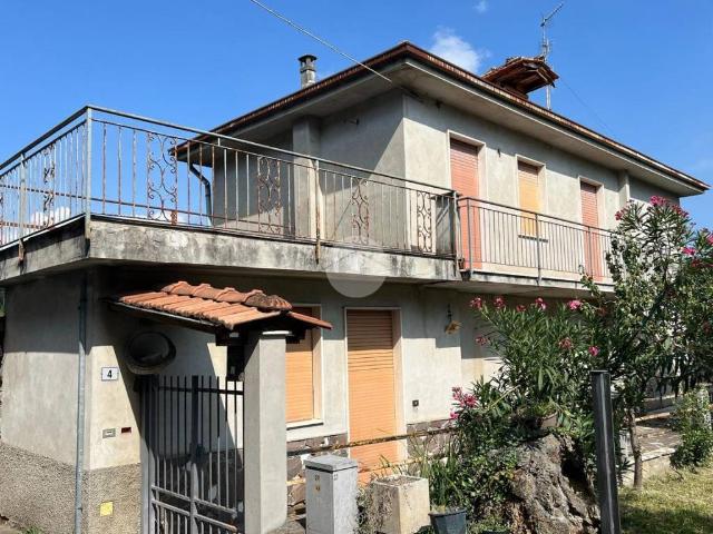 Appartamento in vendita a Celatica Tolari, Gandosso
