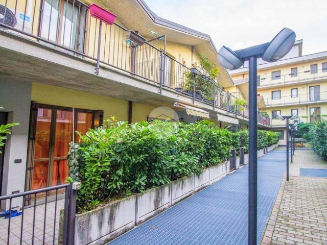 Appartamento in vendita a Santa Maria Rossa, Garbagnate Milanese